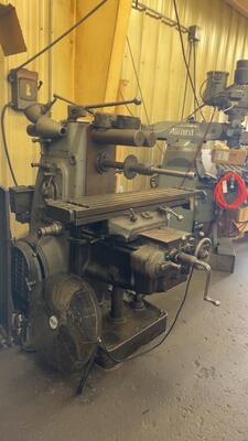 Kearney and Trecker Milwaukee Model H Slot/Key Cutting Machine