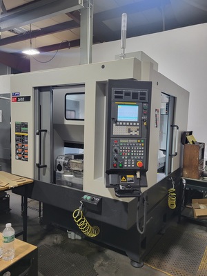 Ugint UT-360D Vertical Drill and Tapping Center, VMC, (2) Palle