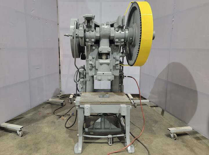 L&J 5 Punching Machine